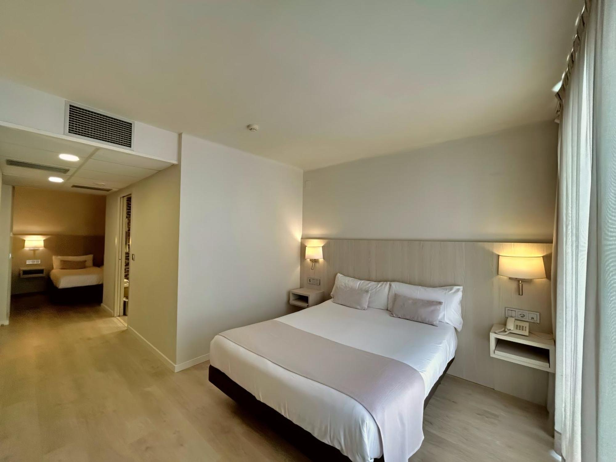 Hotel Marina Roses Exteriér fotografie